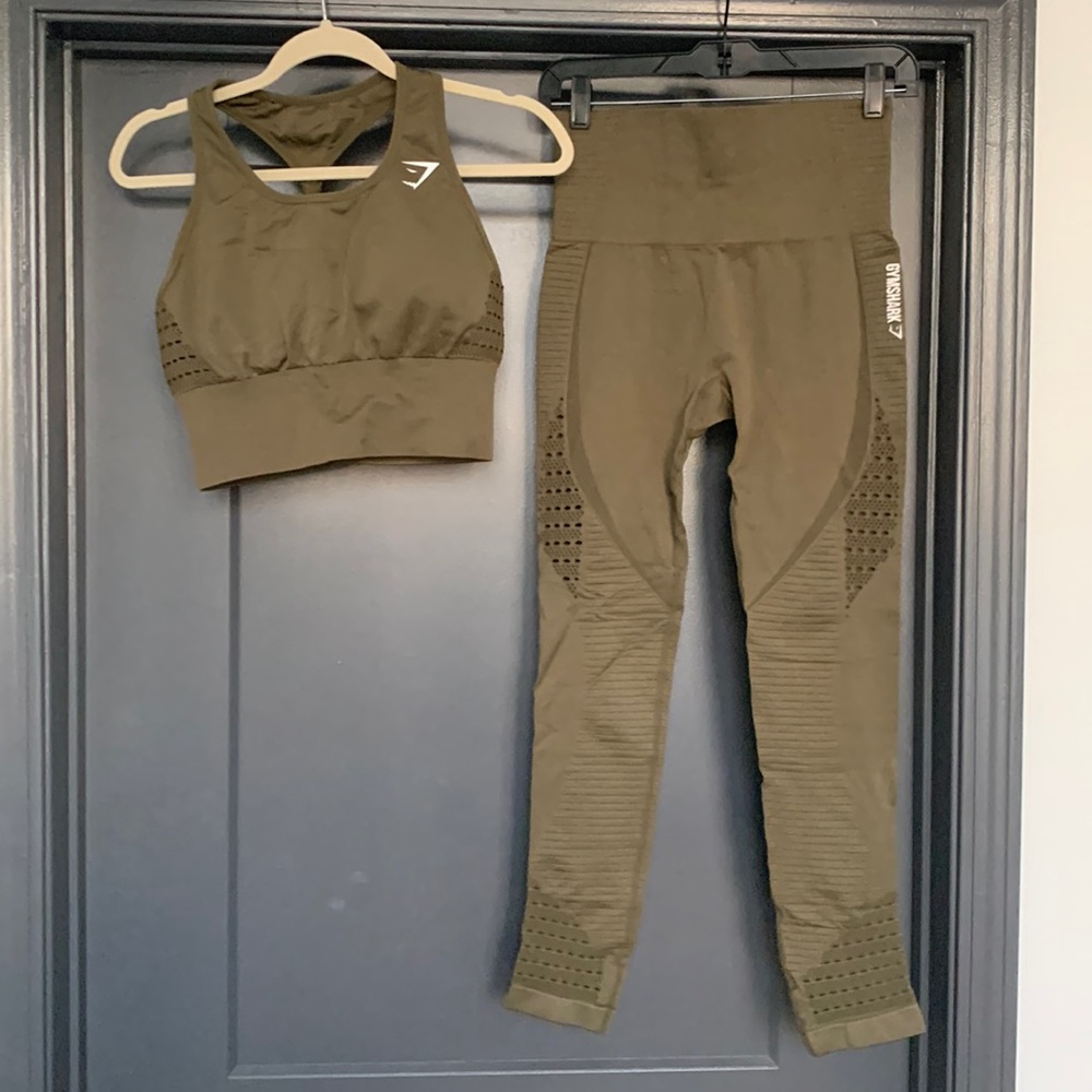 Women’s army green gym shark workout top and leggings set.